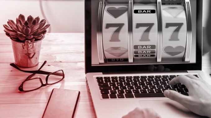 Pentingnya Membaca Syarat dan Ketentuan Slot Online